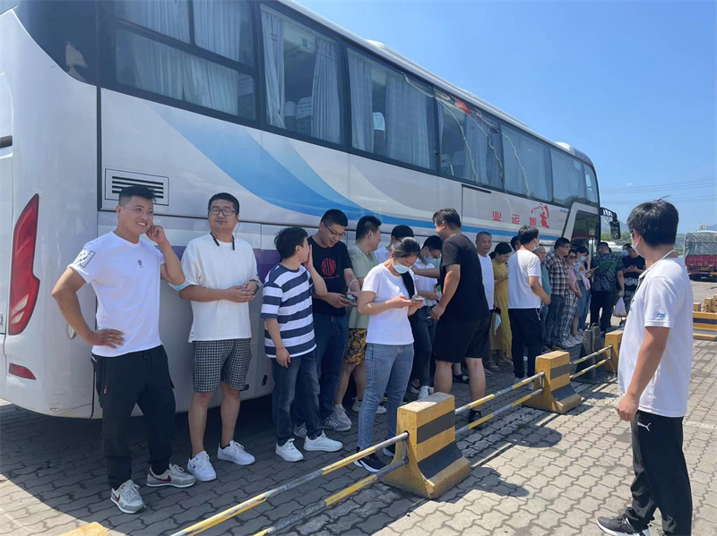 2022年雷竞技打水旅游式团建【相约多伦•焕心出发】(图4) 1-220P914412b41.jpg