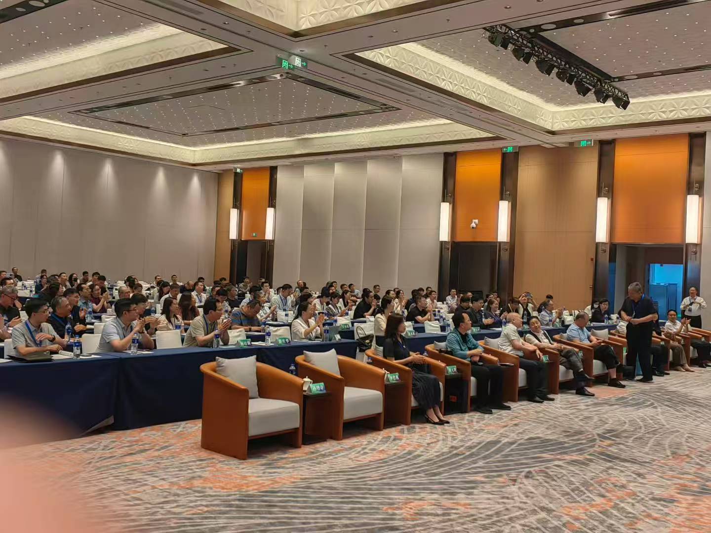 圆满闭幕|聚焦绿色技术前沿,北京雷竞技打水亮相第五届中国实验室绿色技术学术报告会(图3) 1-250H50929134K.jpg